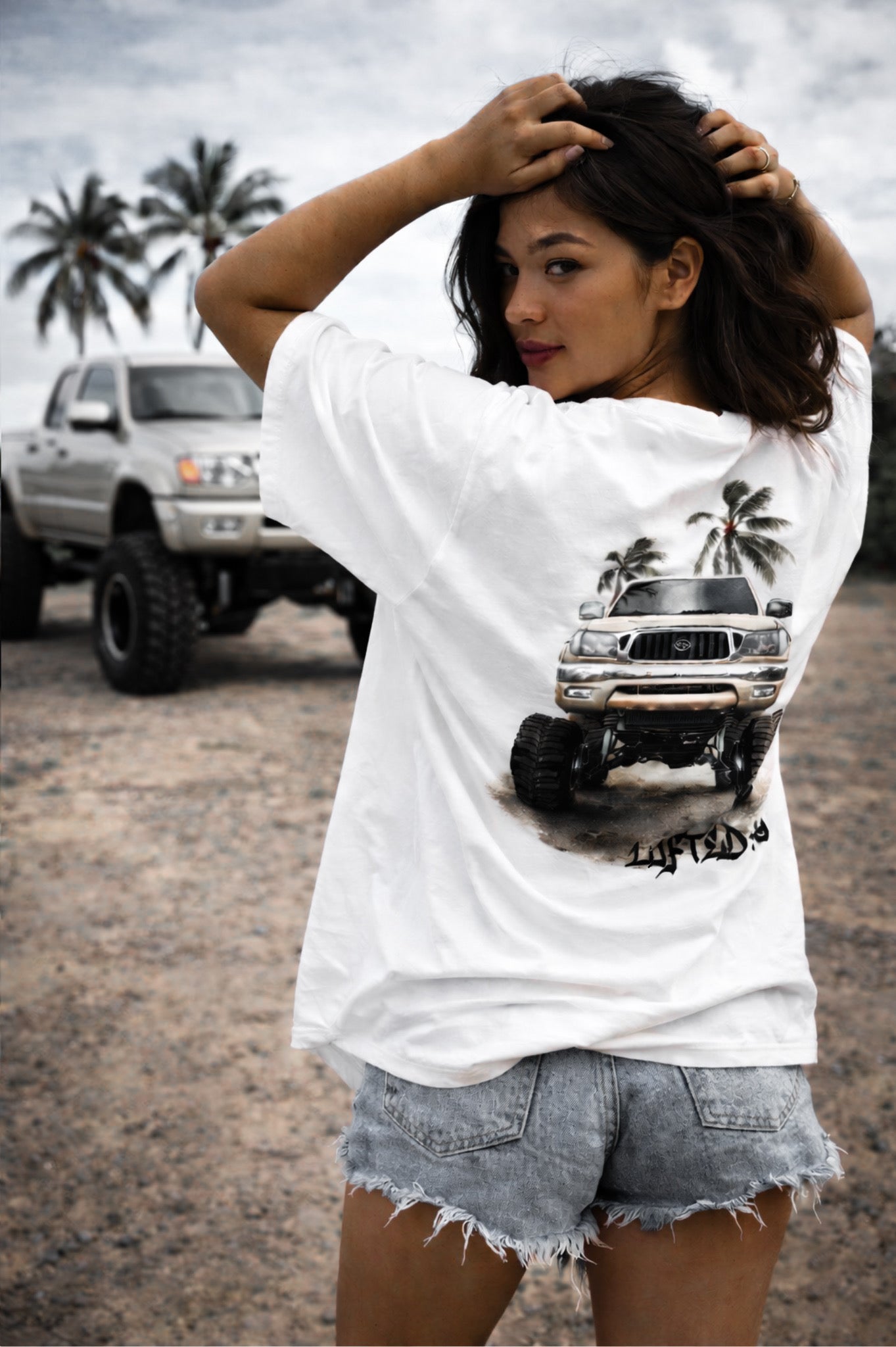 LIFTED HI PALM TREE TACO TEE